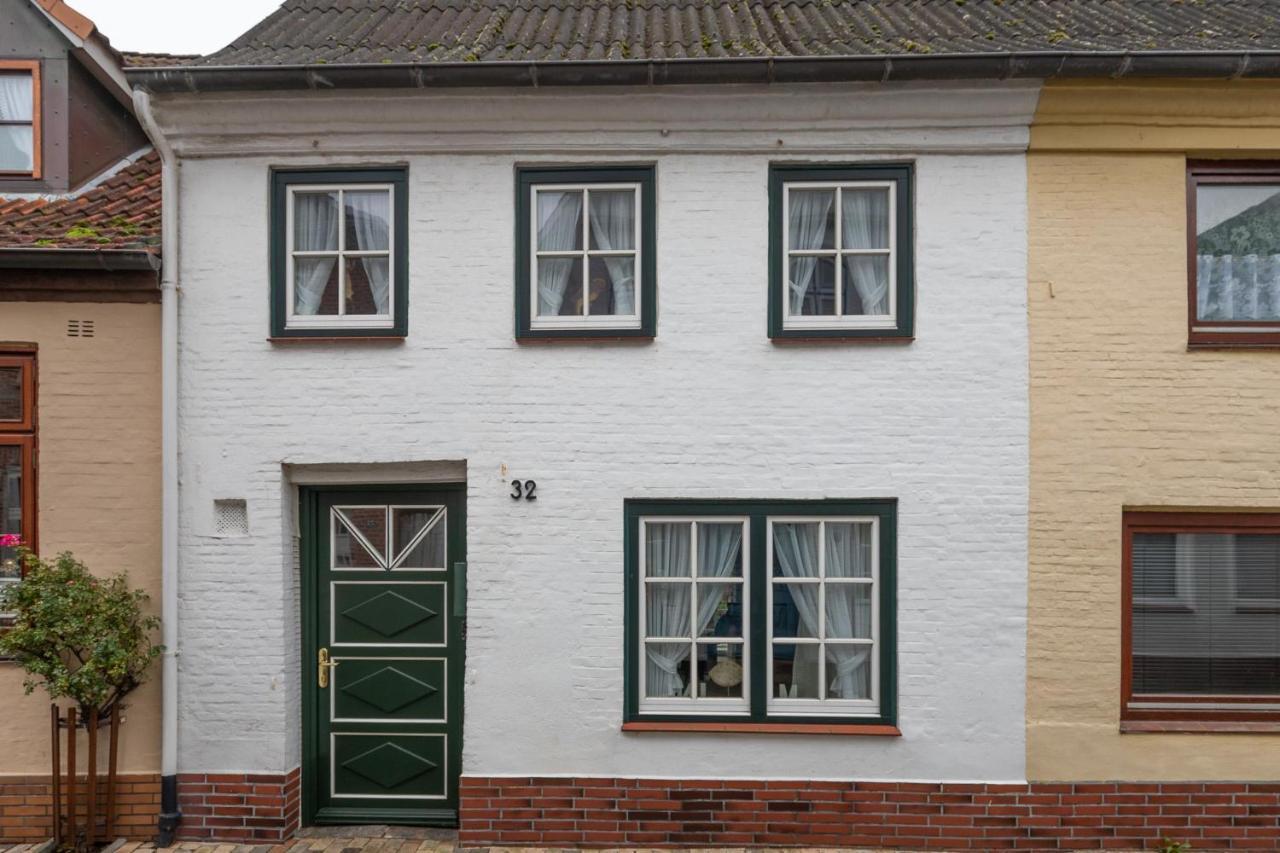Dat Witte Huus Husum  Esterno foto